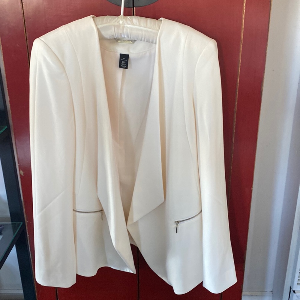 COPY - White House, Black market cream color fitted dressy blazer
